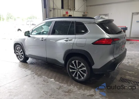 2024 Toyota Corolla Cross Xle from USA, damaged, VIN 7MUDAABG4RV101637